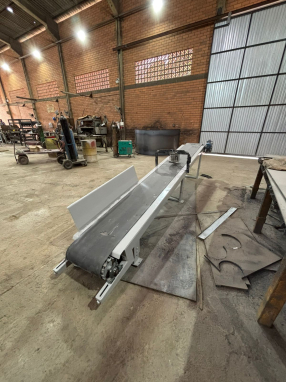 <br />
<b>Notice</b>:  Undefined variable: alt2 in <b>/home/mtmetal/www/template/servicos.php</b> on line <b>28</b><br />
